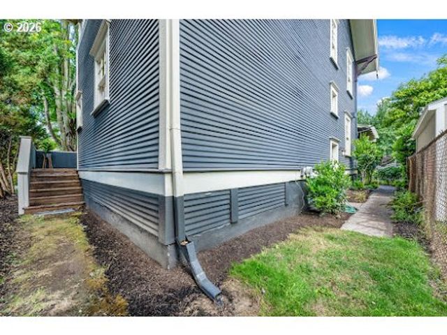2508 Ne TILLAMOOK St, Portland, OR 97212