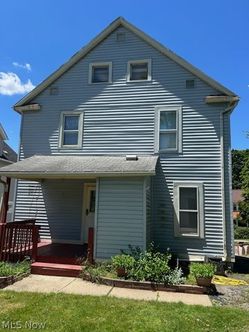 2121 10th Street, Akron, OH 44314