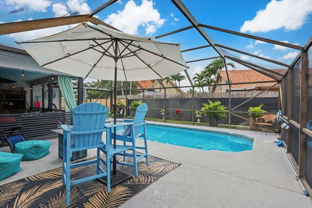 9284 Laurel Green Drive, Boynton Beach, FL 33437