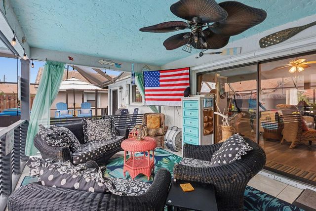 9284 Laurel Green Drive, Boynton Beach, FL 33437