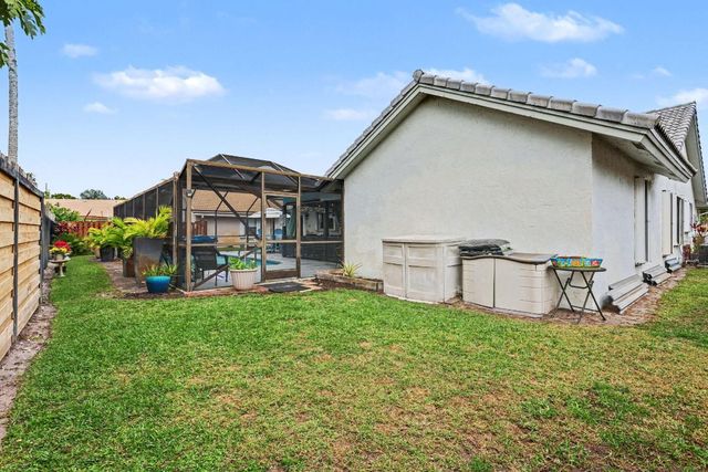 9284 Laurel Green Drive, Boynton Beach, FL 33437