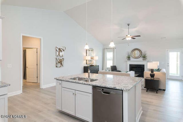 1011 Midnight Bourbon Manor, New Bern, NC 28562