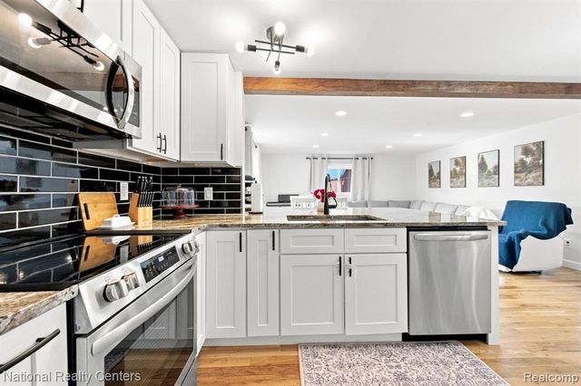 38030 Westvale Street, Romulus, MI 48174