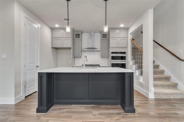 8505 Pine Muhly DR, Lago Vista, TX 78645