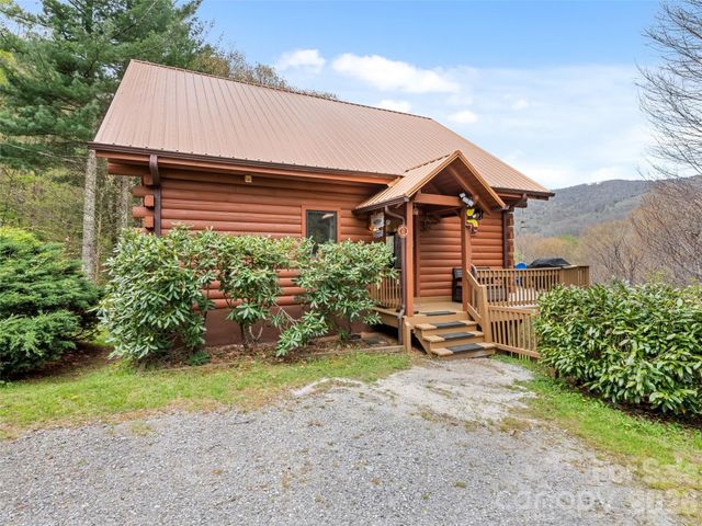 91 Copper Spur Road, Maggie Valley, NC 28751
