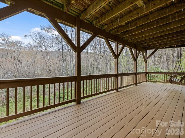 91 Copper Spur Road, Maggie Valley, NC 28751
