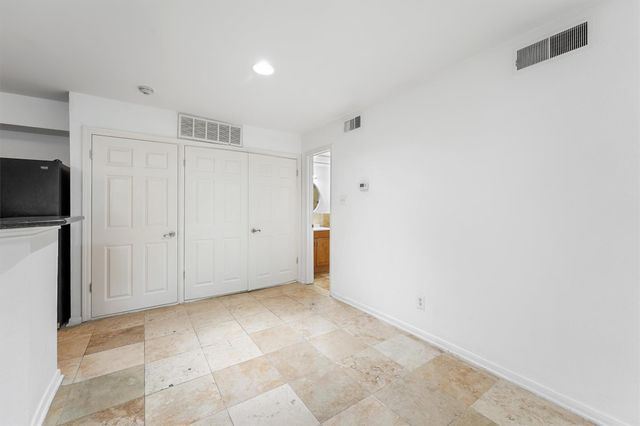 2300 Old Spanish Trail 1010, Houston, TX 77054