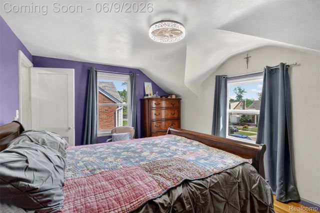 1834 15th, Wyandotte, MI 48192