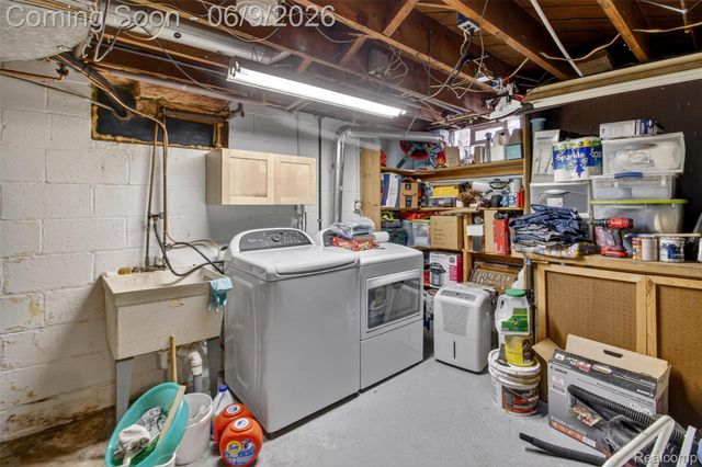 1834 15th, Wyandotte, MI 48192