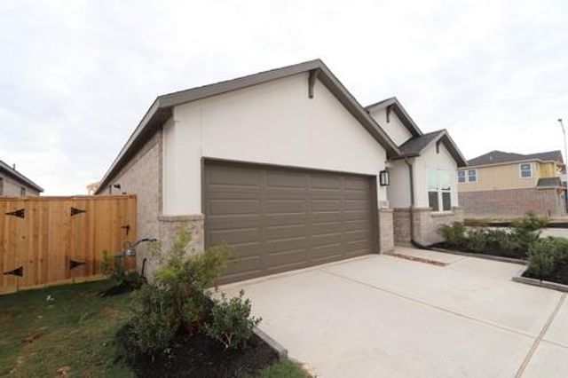 9742 Pettus Creek Drive, Cypress, TX 77433