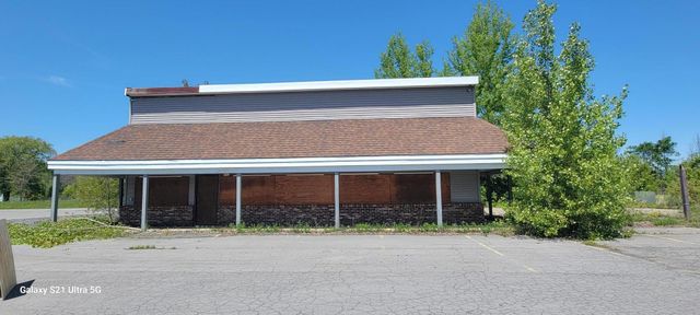 82-86 Champlain Street, Rouses Point, NY 12979