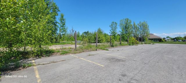 82-86 Champlain Street, Rouses Point, NY 12979