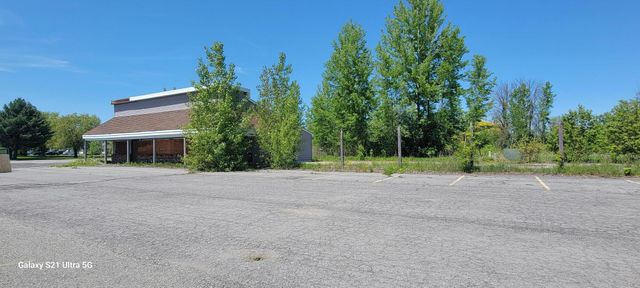 82-86 Champlain Street, Rouses Point, NY 12979