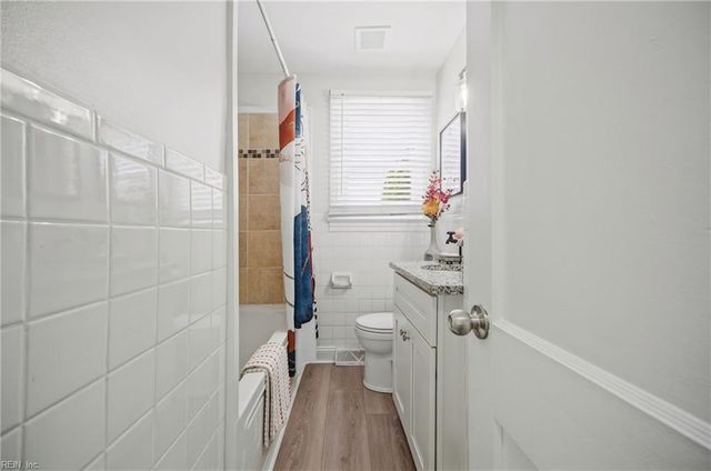 2321 Elaine AVE, Norfolk, VA 23518