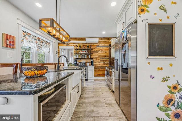 917 DEKALB PIKE, Ambler, PA 19002