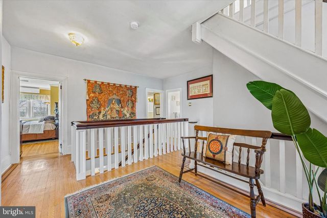 917 DEKALB PIKE, Ambler, PA 19002