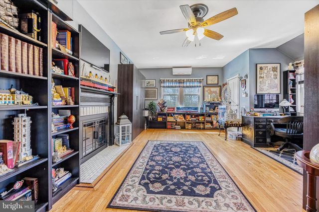 917 DEKALB PIKE, Ambler, PA 19002