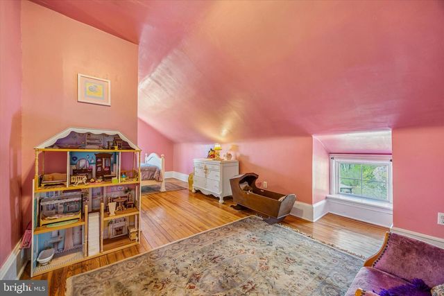 917 DEKALB PIKE, Ambler, PA 19002