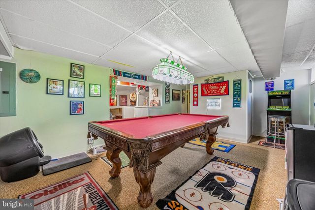 917 DEKALB PIKE, Ambler, PA 19002