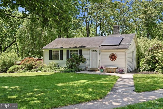 917 DEKALB PIKE, Ambler, PA 19002