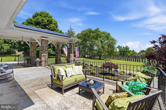 917 DEKALB PIKE, Ambler, PA 19002