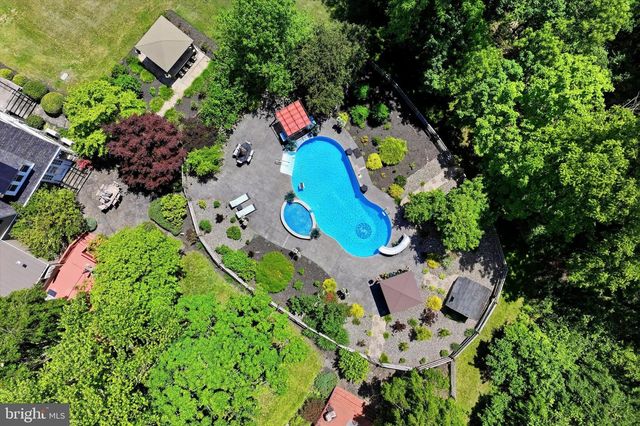 917 DEKALB PIKE, Ambler, PA 19002
