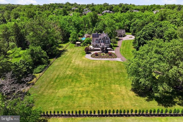 917 DEKALB PIKE, Ambler, PA 19002