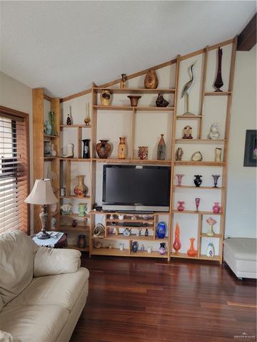 402 Jupiter Street, Mission, TX 78572