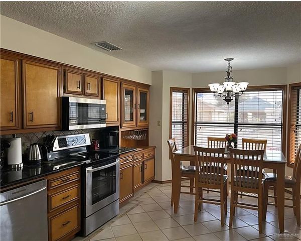 402 Jupiter Street, Mission, TX 78572