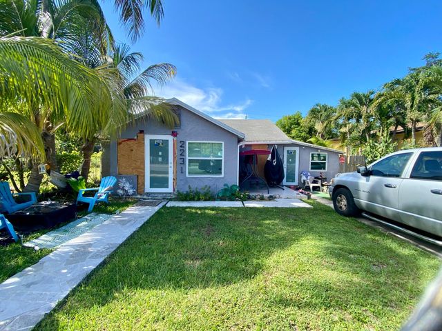 2231 Wilson Street 2, Hollywood, FL 33020
