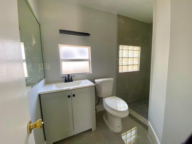 2231 Wilson Street 2, Hollywood, FL 33020