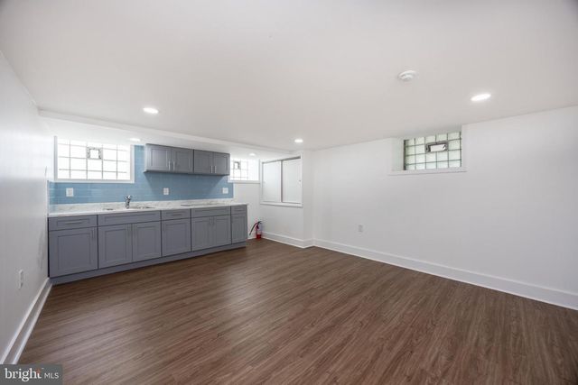 5213 N BROAD ST, Philadelphia, PA 19141