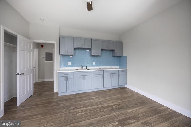 5213 N BROAD ST, Philadelphia, PA 19141