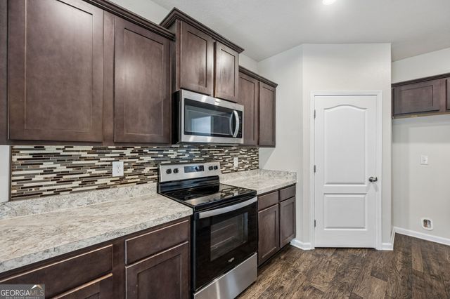 403 Cedar Breeze Drive, Kingsland, GA 31548