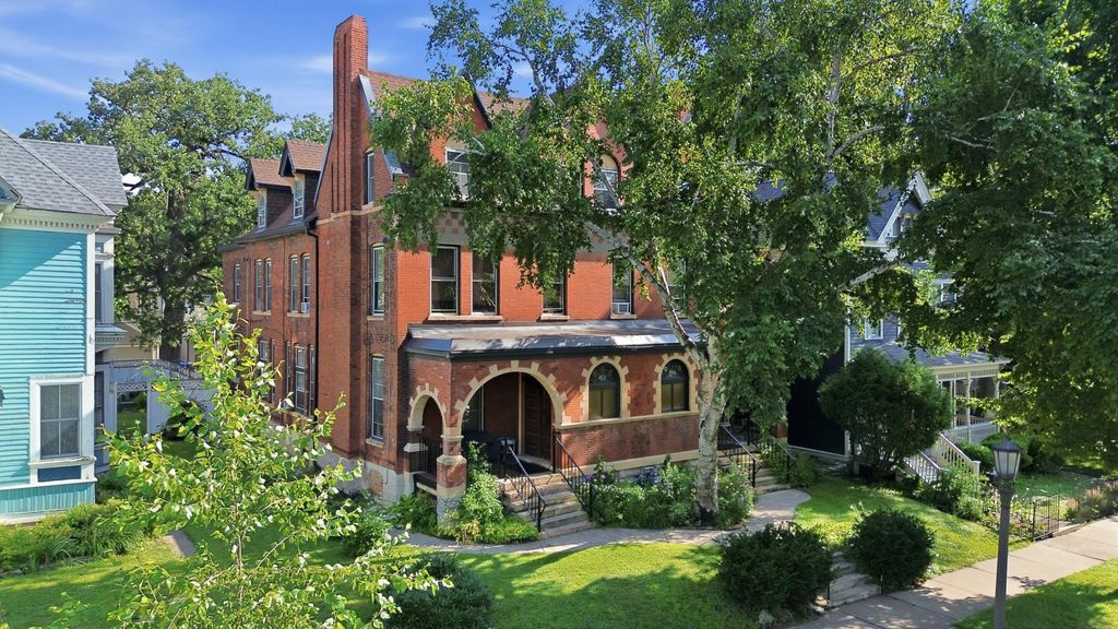 399 Ashland Avenue, Saint Paul, MN 55102 — photo 2