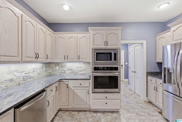 205 QUAIL RIDGE ROAD, Helena, AL 35080