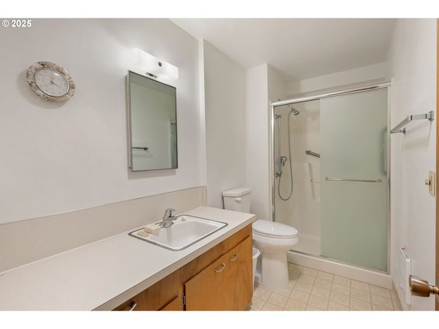 1088 NOPAL St, Florence, OR 97439