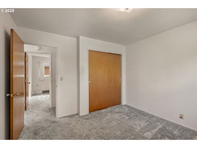 1088 NOPAL St, Florence, OR 97439