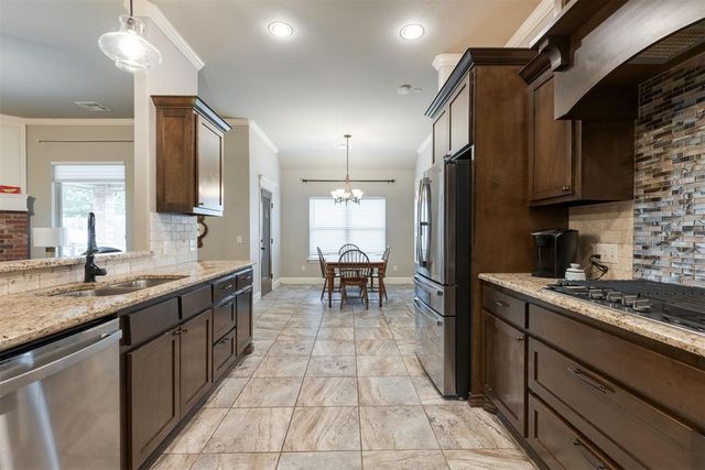 17605 Braken Drive, Edmond, OK 73012