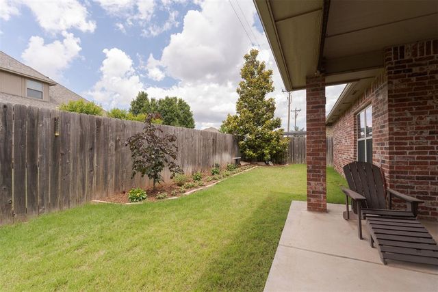 17605 Braken Drive, Edmond, OK 73012
