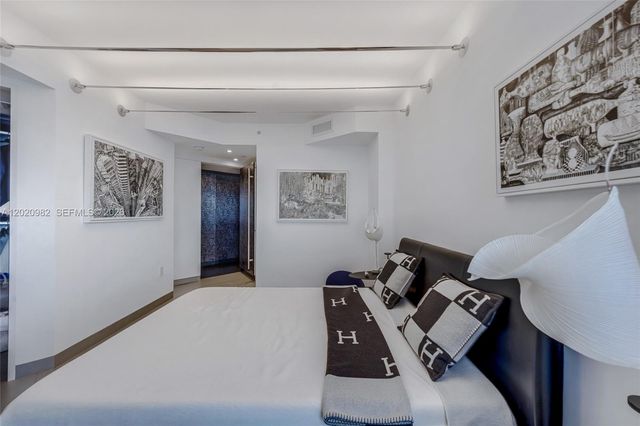 6365 Collins Ave 2301, Miami Beach, FL 33141
