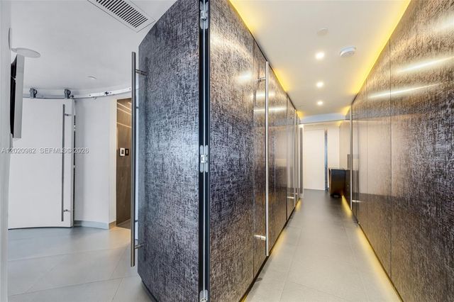 6365 Collins Ave 2301, Miami Beach, FL 33141