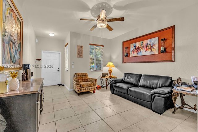 1810 SW 91st Ave, Miramar, FL 33025