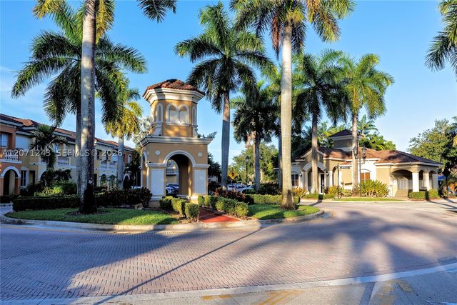1810 SW 91st Ave, Miramar, FL 33025