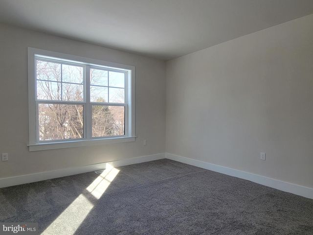 4092 RIDGEVIEW RD, Harrisburg, PA 17112