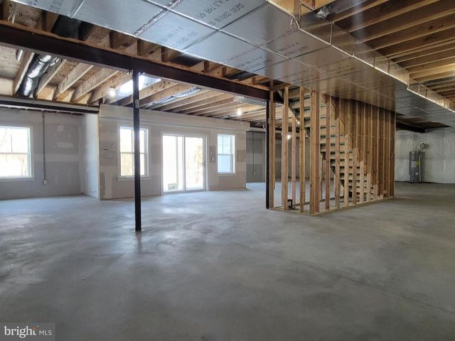 4092 RIDGEVIEW RD, Harrisburg, PA 17112