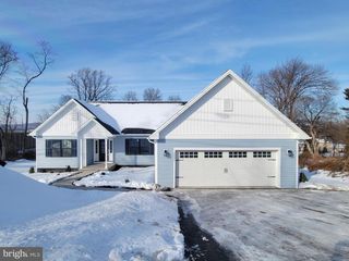 4092 RIDGEVIEW RD, Harrisburg, PA 17112