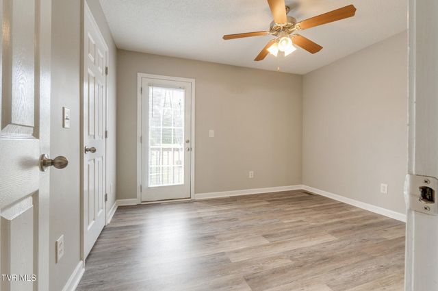 2305 South S Greenwood Drive Unit 21, Johnson City, TN 37604