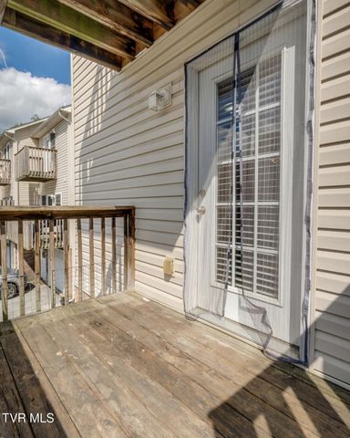 2305 South S Greenwood Drive Unit 21, Johnson City, TN 37604