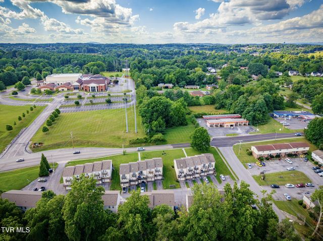 2305 South S Greenwood Drive Unit 21, Johnson City, TN 37604